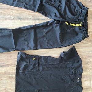 WONDERWINK women’s scrub SET (top and bottom)